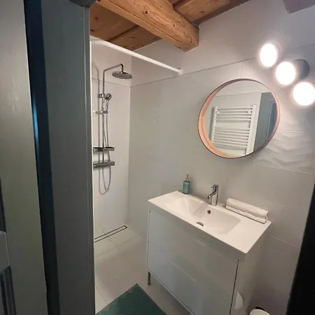 Neuhaus 홈스테이 Urkut